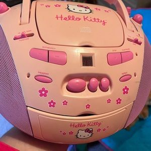 Hello Kitty Boombox